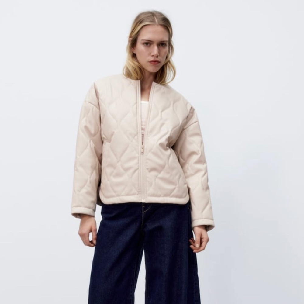 NWOT Zara puffer faux leather beige jacket / coat, medium, relaxed fit